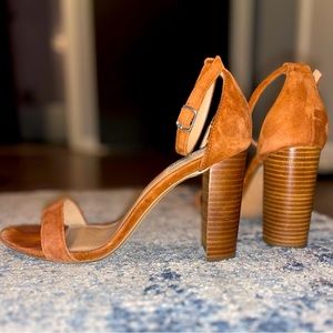 Steve Madden suede sandal with heels